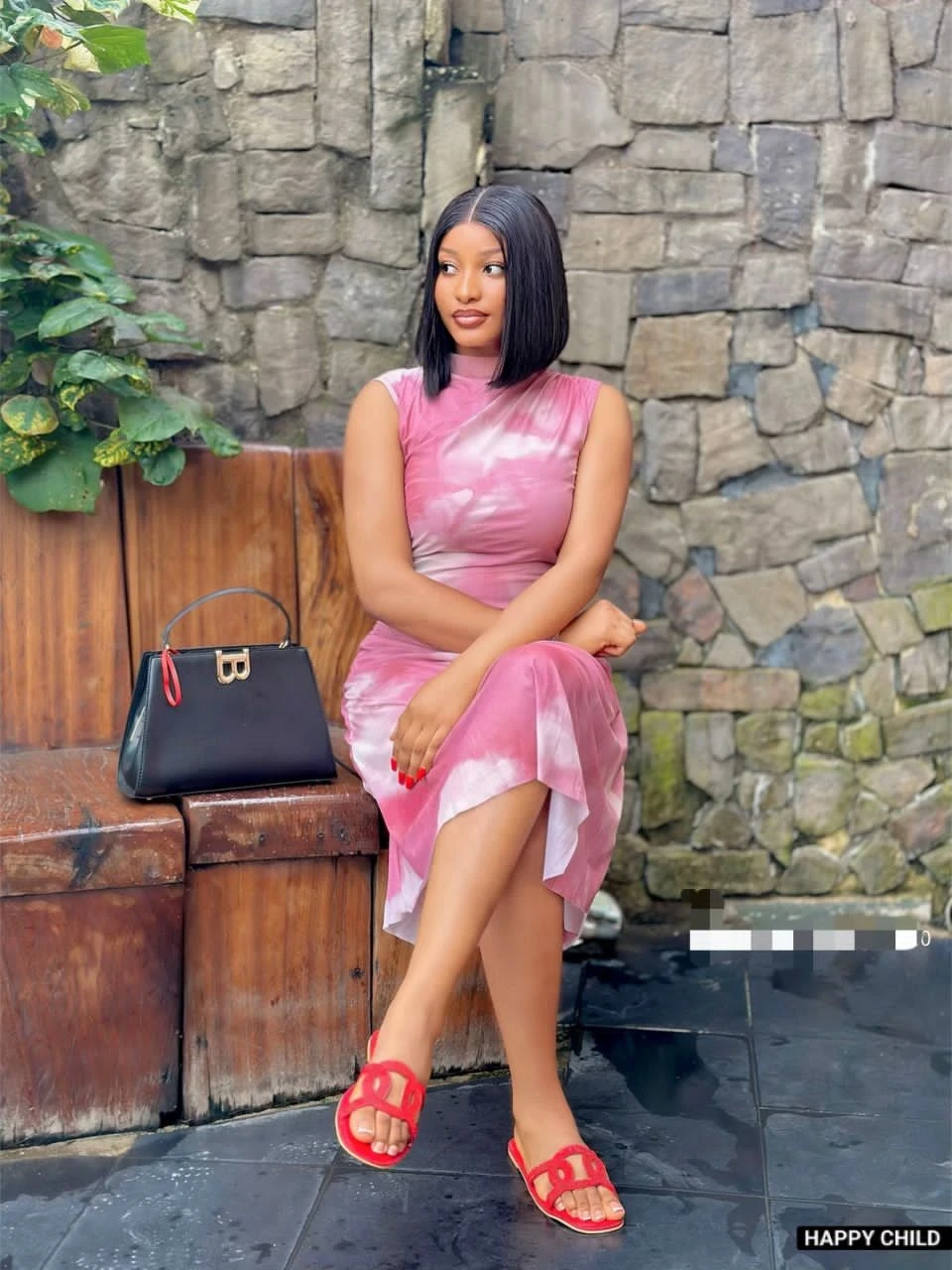 sleeveless ruched tie-dye midi dresses.